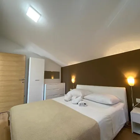 A&a Apartment *