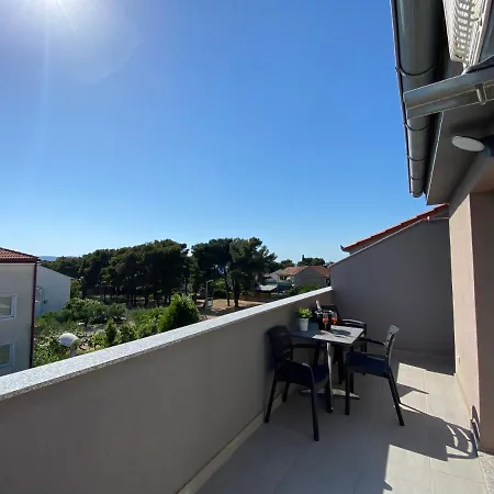 Apartment A&a *