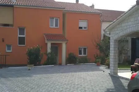 A&a Appartement Biograd Na Moru