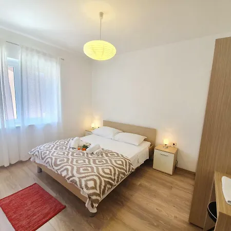 A&a Apartment *