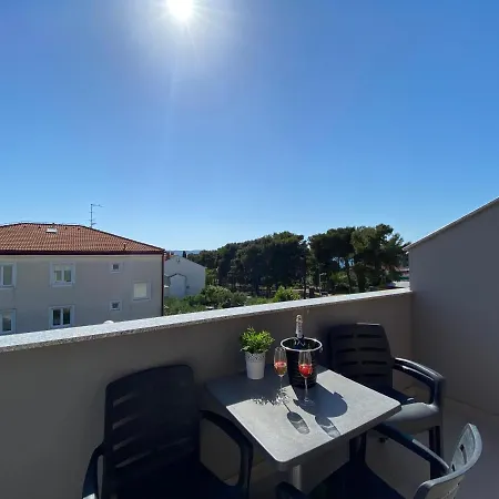 A&a Apartmán Biograd Na Moru