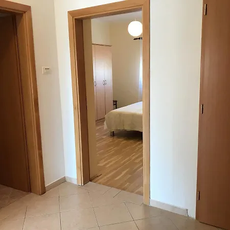 Apartment A&a *