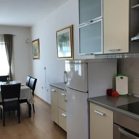 A&a Biograd Na Moru